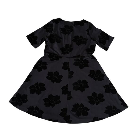 Lands’ End Floral Velvet Fit & Flare Dress XL Goth Preppy Old Money Holiday Blck - Picture 7 of 7